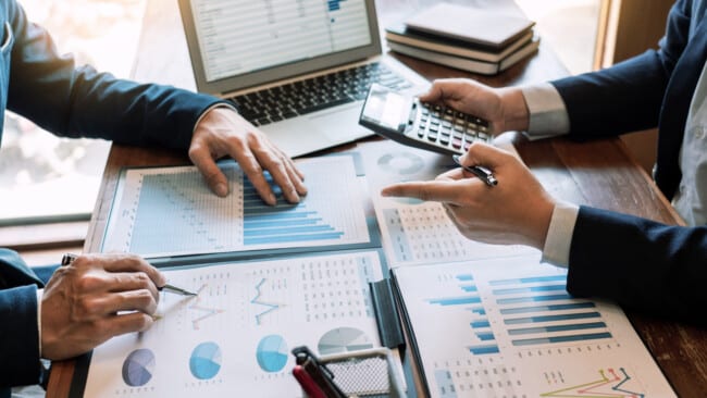 high-angle-view-business-people-working-table